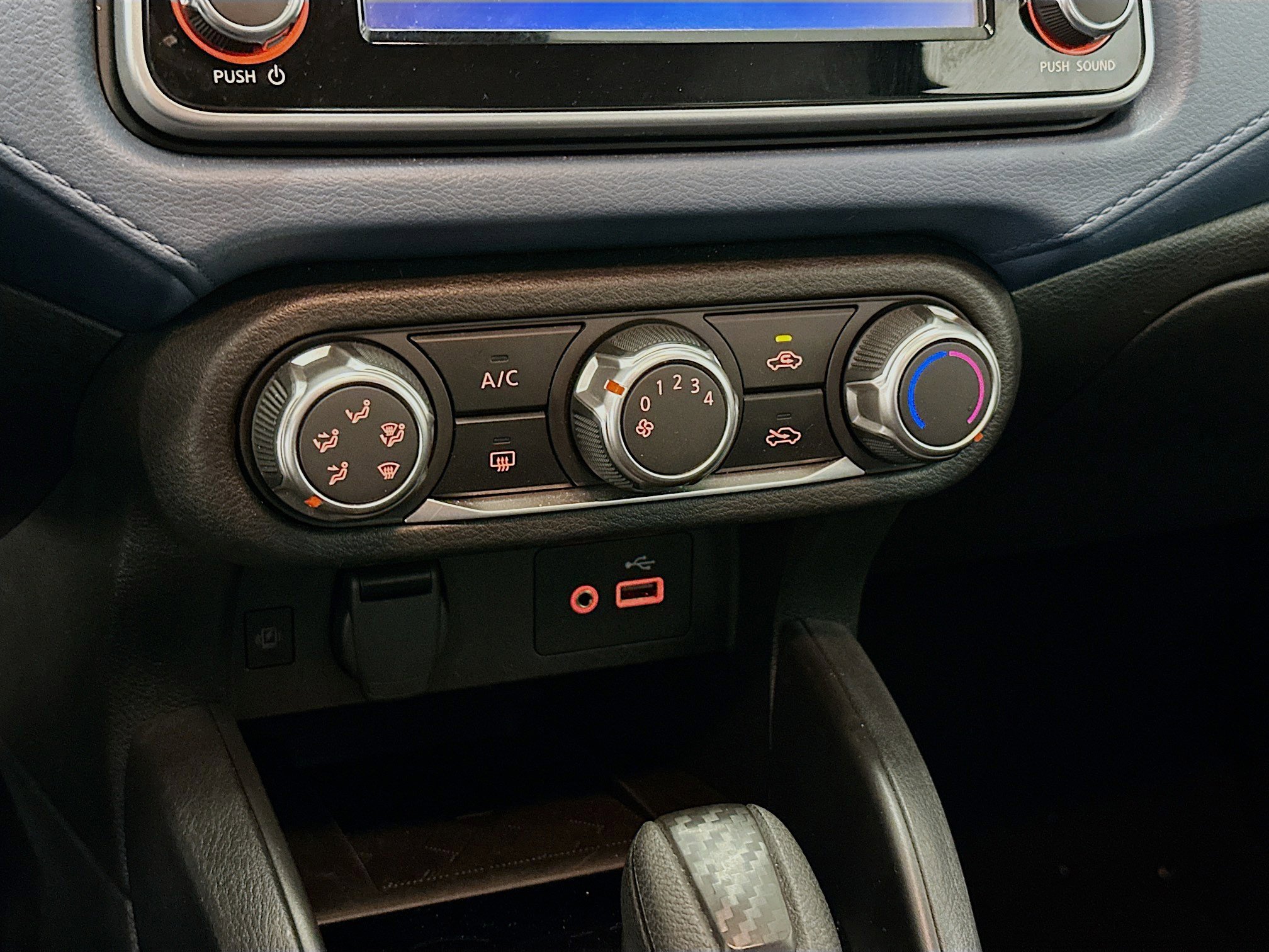 Used 2025 Nissan Versa SV FWD image 23