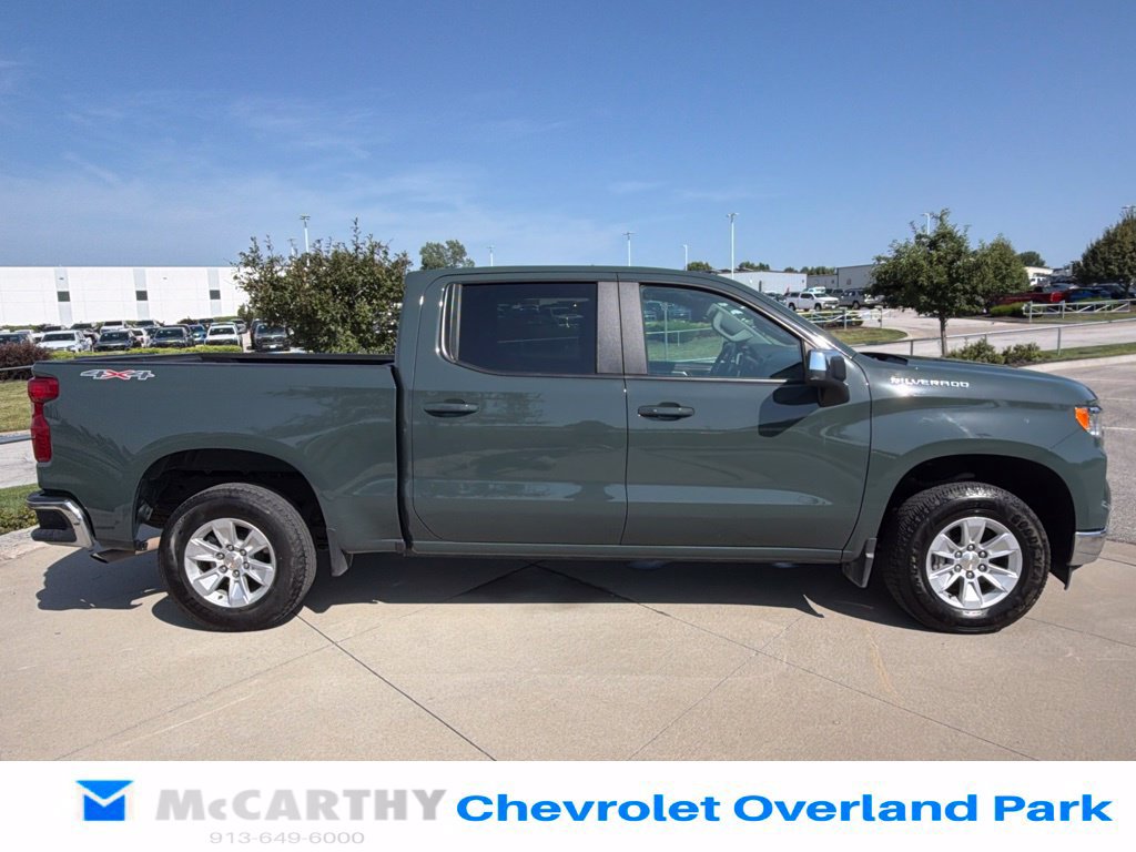 Used 2025 Chevrolet Silverado 1500 LT AWD/4WD image 22