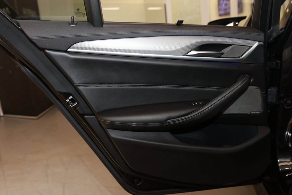 Used 2019 BMW M5 w/ Executive Package image 21