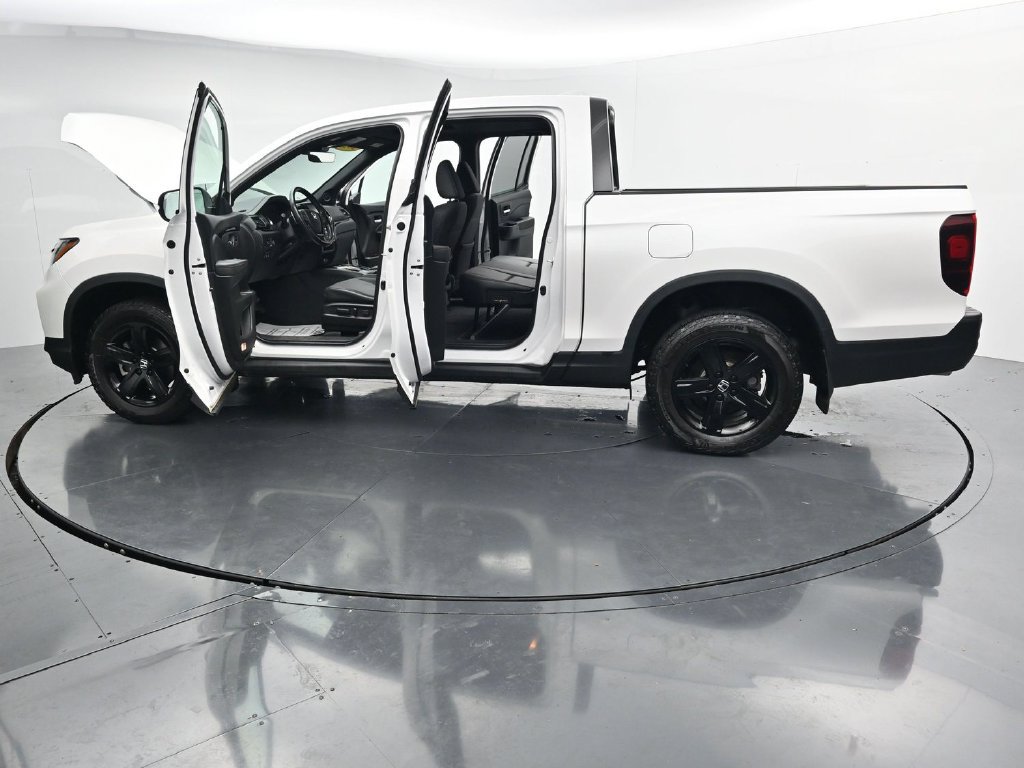 Used 2023 Honda Ridgeline Black Edition image 42