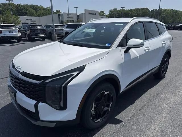 New 2026 Kia Sportage EX AWD/4WD image 3