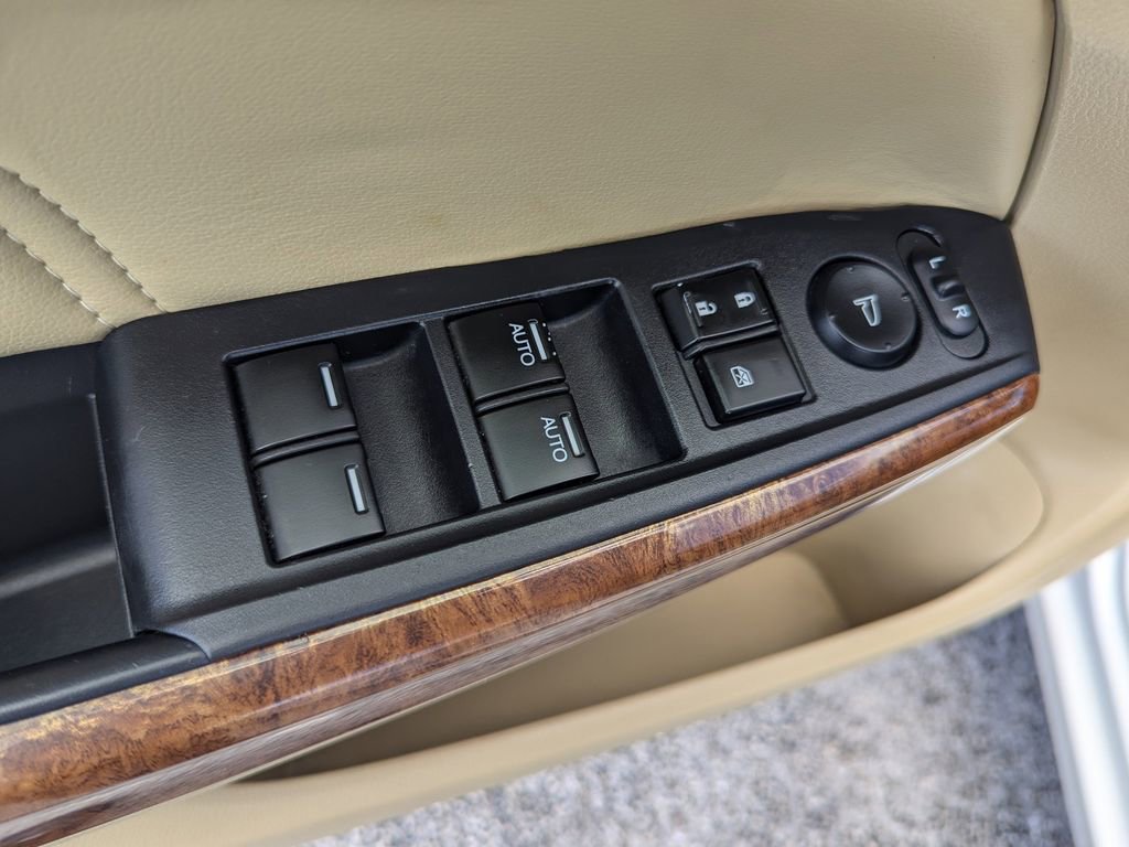 Used 2012 Honda Accord EX-L image 14