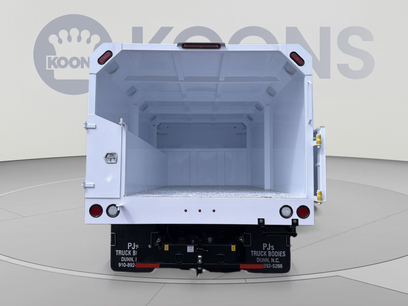New 2027 Ford F750 2WD Regular Cab Super Duty image 30