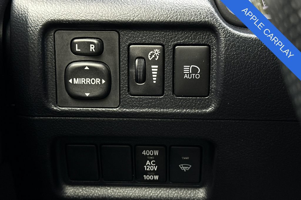 Used 2024 Toyota 4Runner TRD Off-Road Premium w/ Moonroof Package AWD/4WD image 32