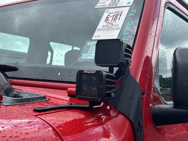 Used 2021 Jeep Gladiator Sport w/ Trailer Tow Package AWD/4WD image 9