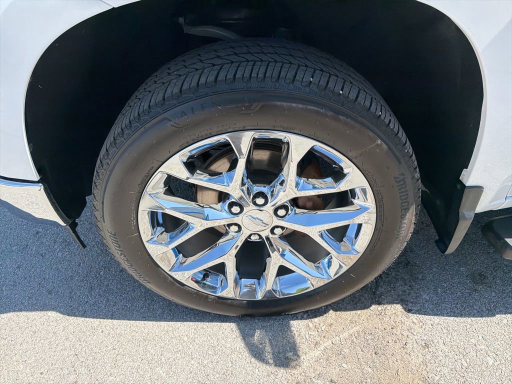 Certified 2024 Chevrolet Silverado 1500 LTZ AWD/4WD image 12