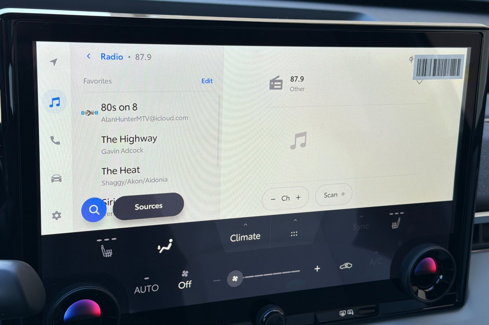 New 2026 Subaru Solterra Premium image 18