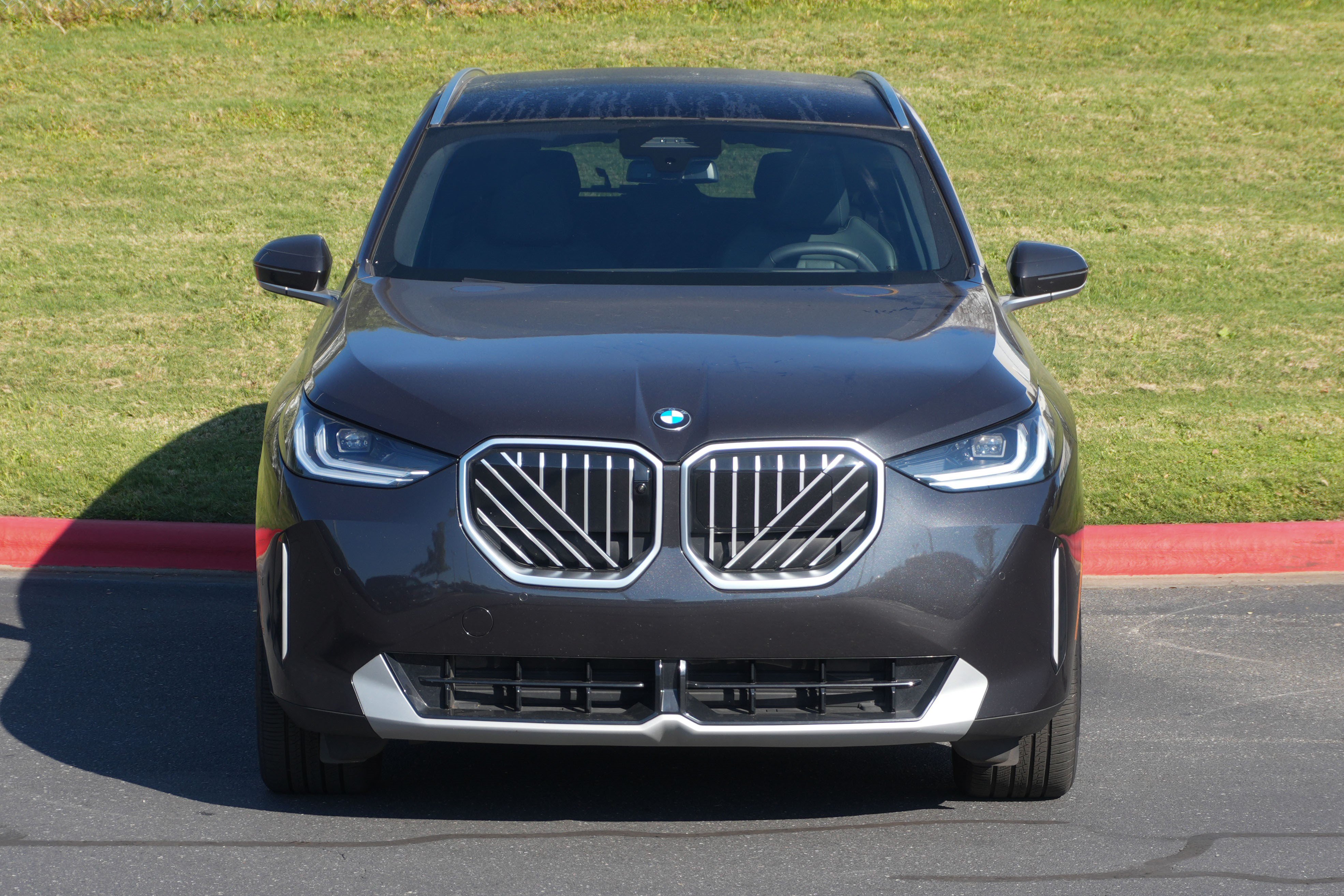 Certified 2025 BMW X3 xDrive30i AWD/4WD image 3