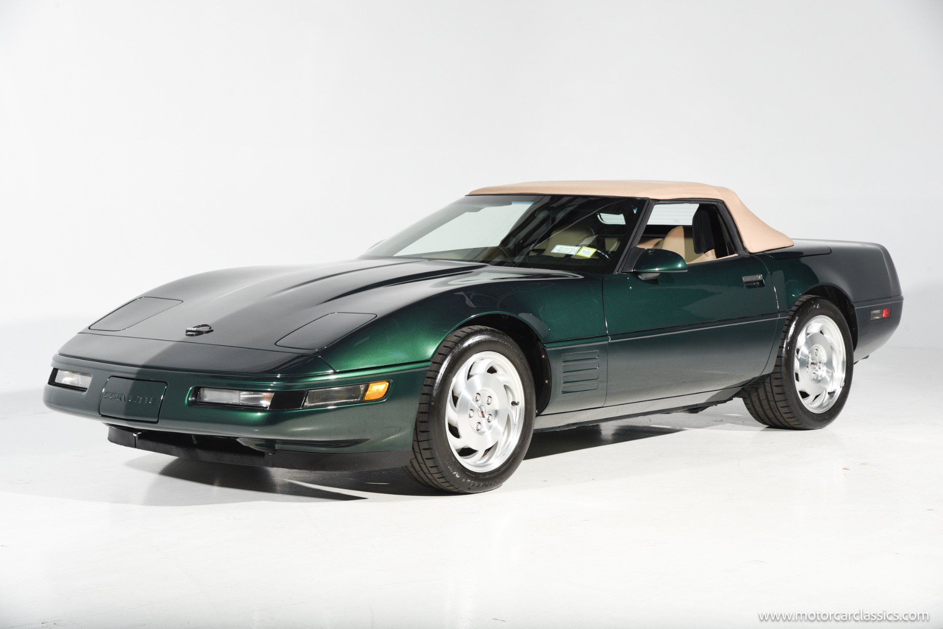 Used 1994 Chevrolet Corvette Coupe RWD image 5