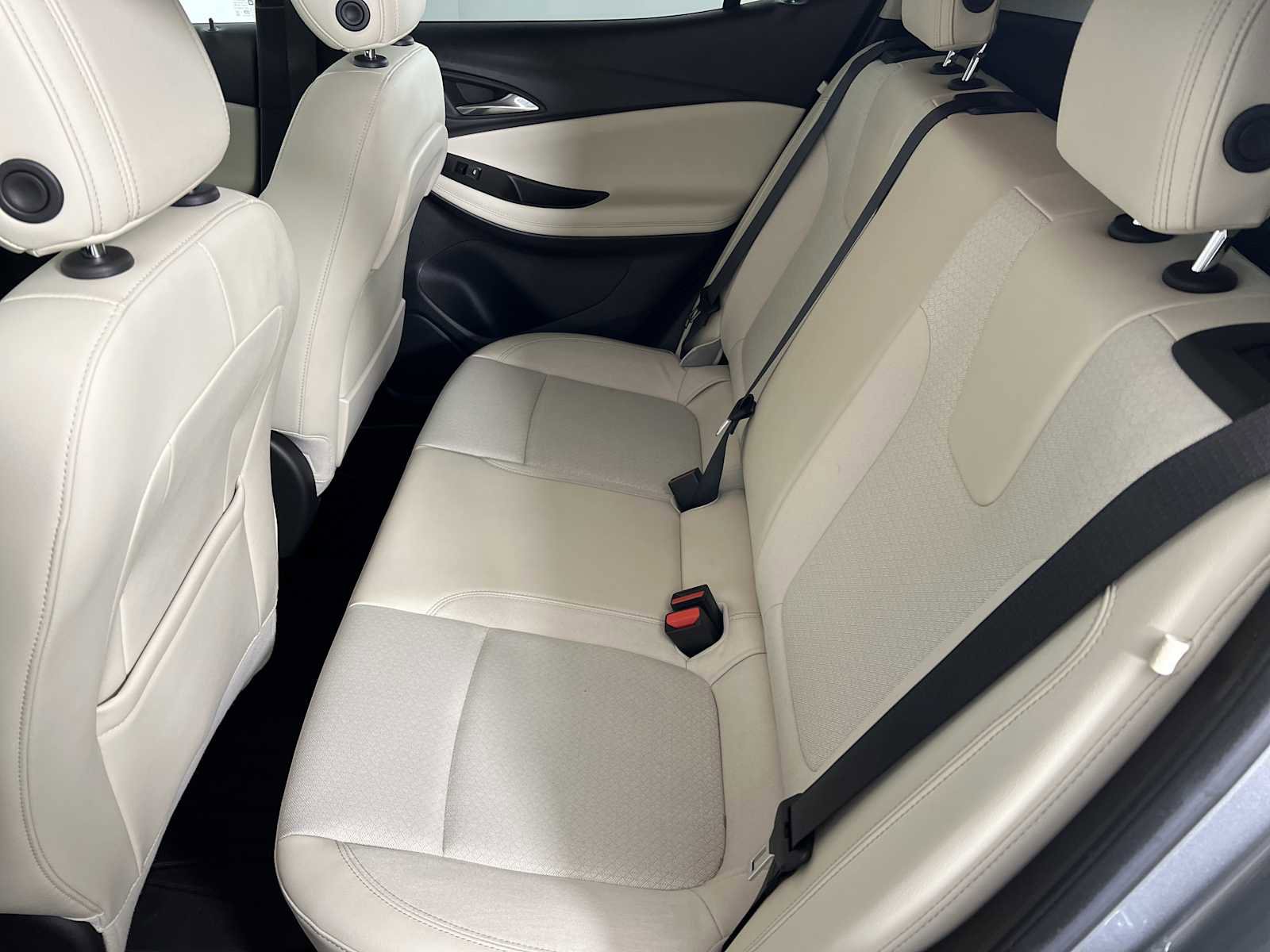 Used 2023 Buick Encore GX Preferred w/ Cold Weather Comfort Package image 20