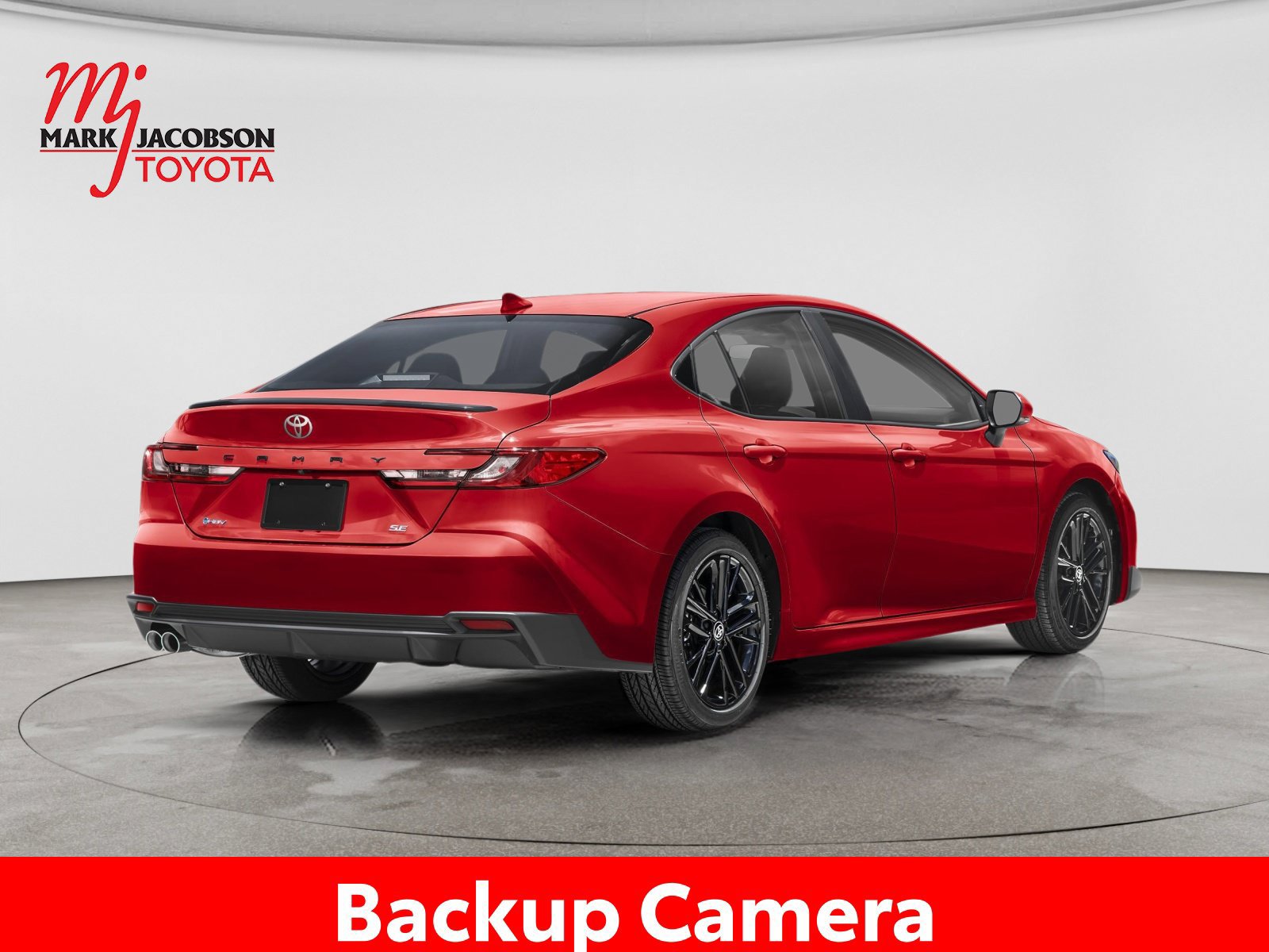 Used 2025 Toyota Camry SE FWD image 3
