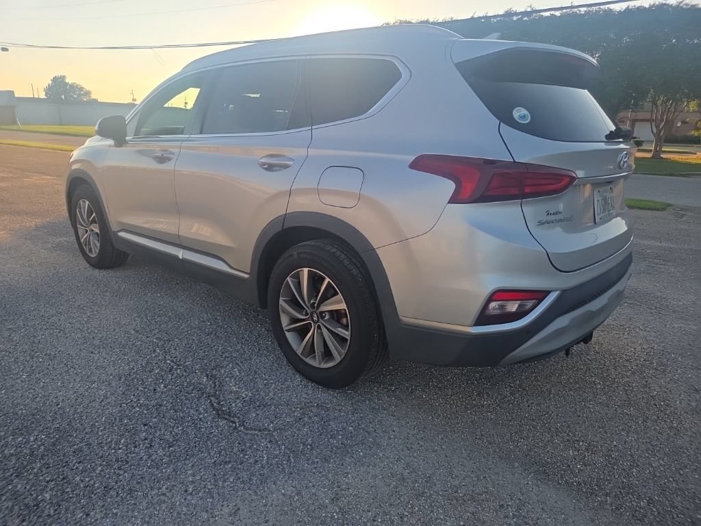 Used 2019 Hyundai Santa Fe SEL FWD image 10