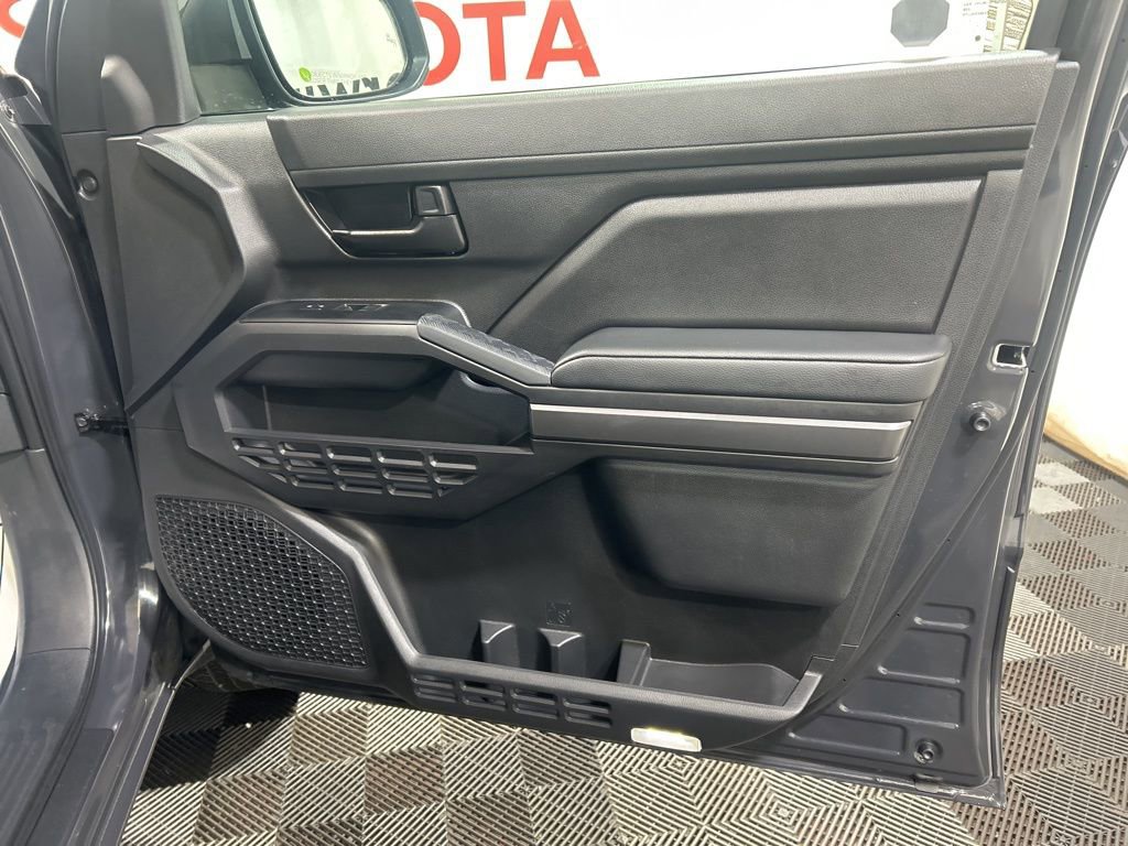 Used 2025 Toyota Tacoma SR5 image 10