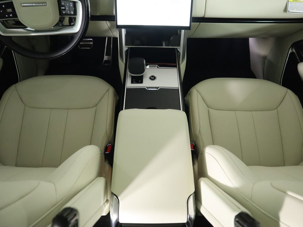 New 2026 Land Rover Range Rover SE AWD/4WD image 17