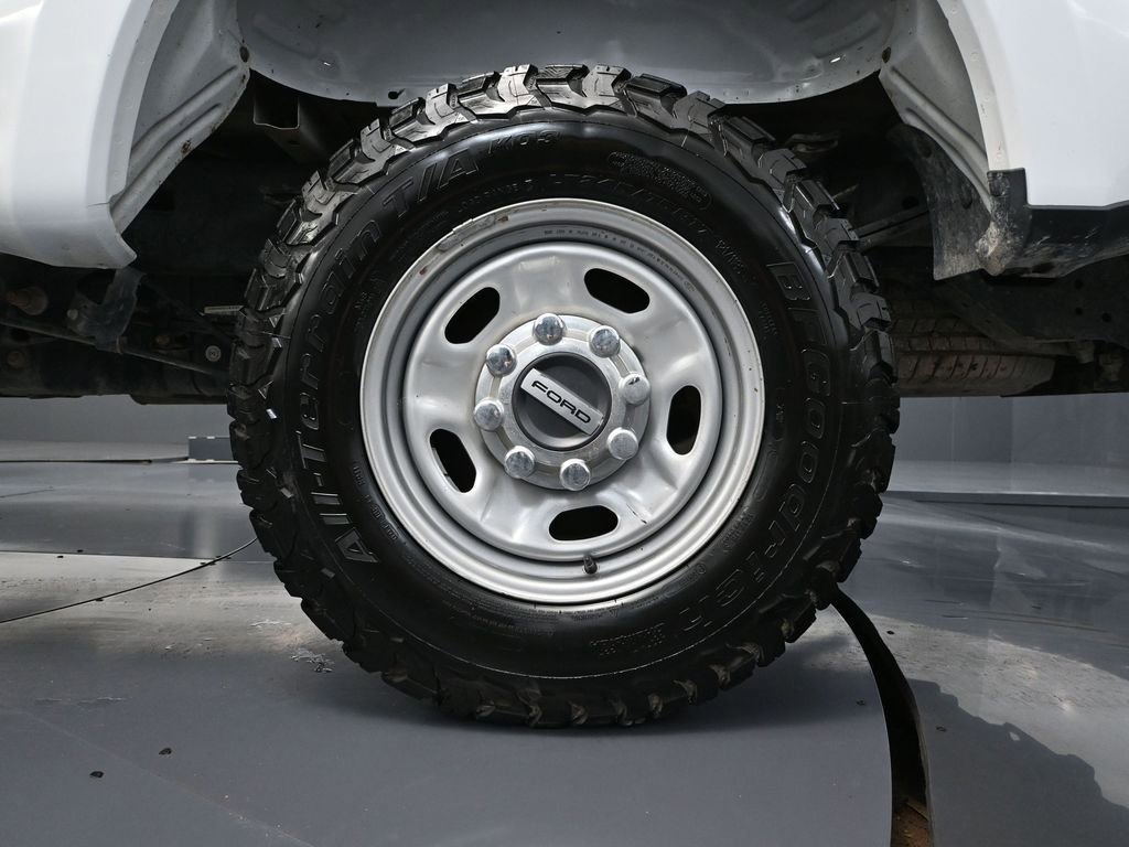 Used 2022 Ford F250 XL w/ Power Equipment Group image 15