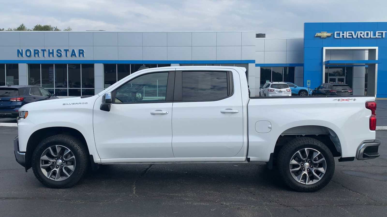 Certified 2022 Chevrolet Silverado 1500 LT image 5