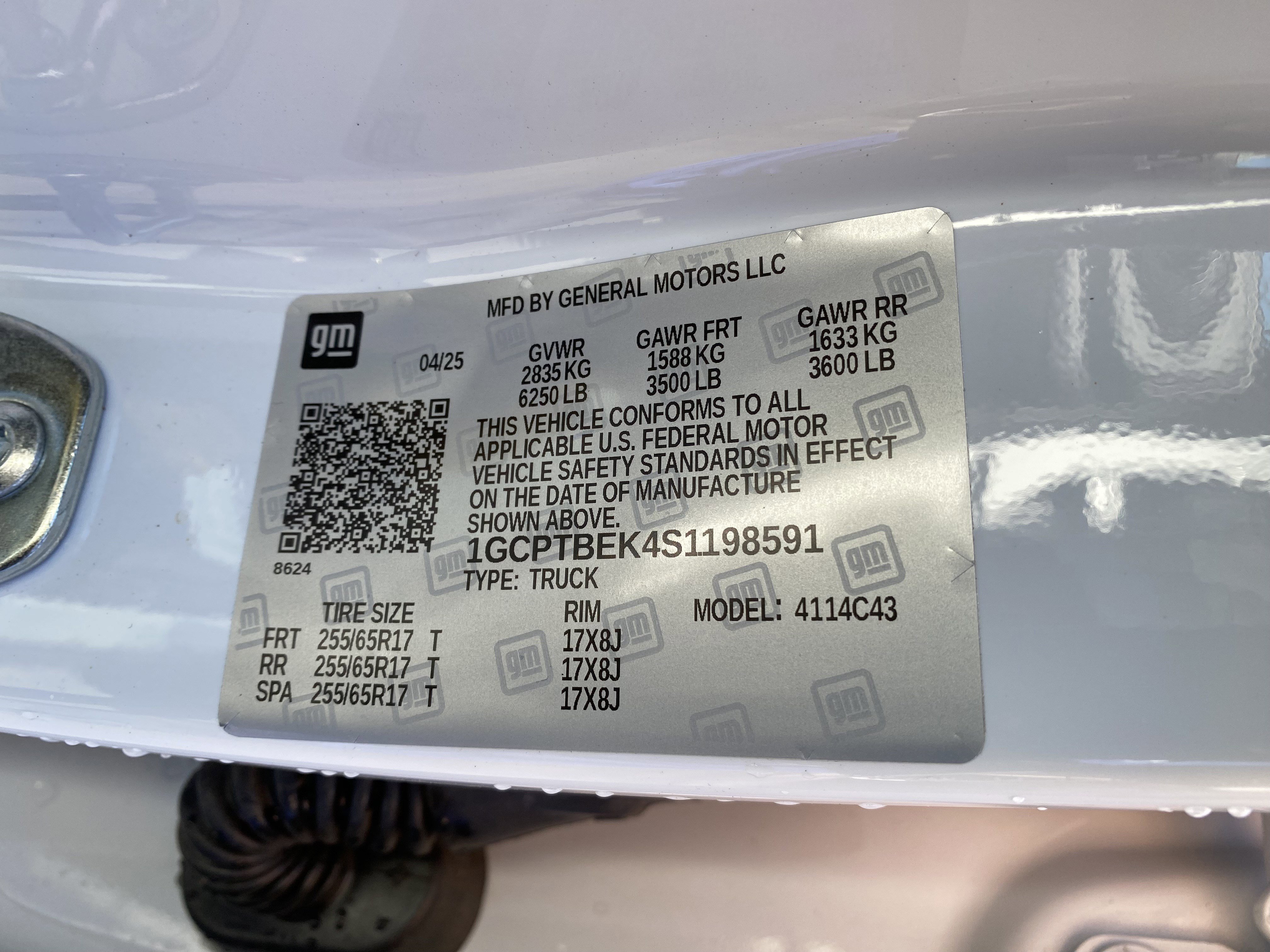 Used 2025 Chevrolet Colorado W/T w/ WT Convenience Package II image 37