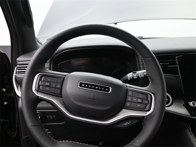 Used 2025 Jeep Wagoneer Series II image 30