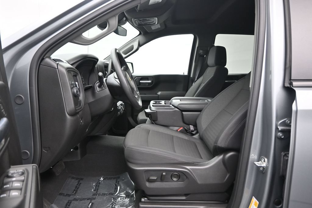 Used 2026 Chevrolet Silverado 1500 Custom RWD image 13
