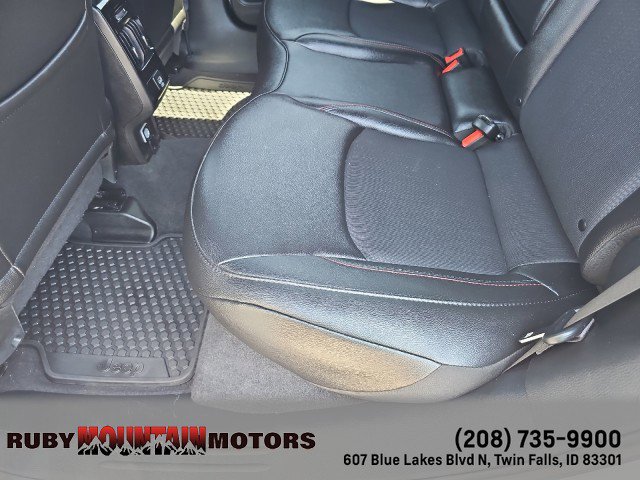 Used 2025 Jeep Compass Trailhawk AWD/4WD image 25