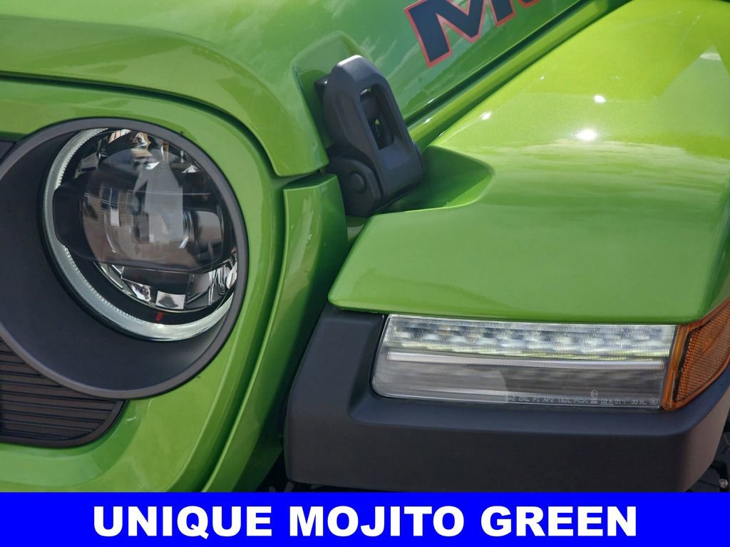 New 2025 Jeep Gladiator Mojave w/ Convenience Group image 32