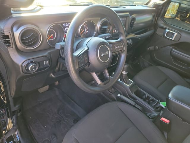 Used 2023 Jeep Gladiator Sport image 17