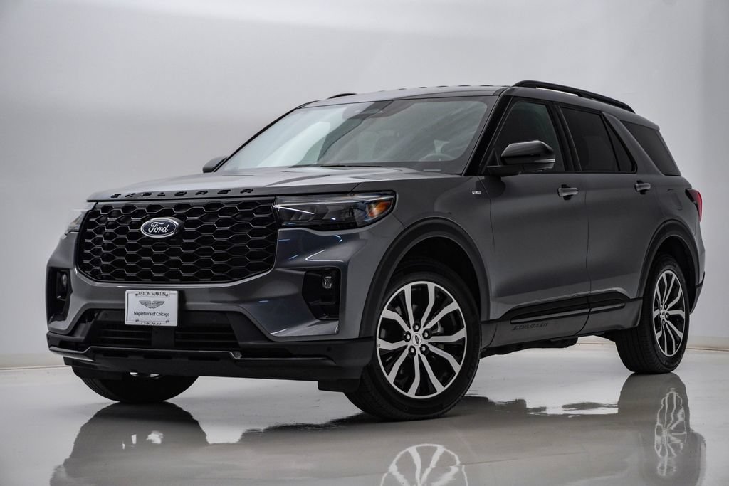 Used 2025 Ford Explorer ST-Line AWD/4WD image 1