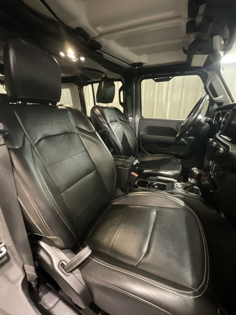 Used 2023 Jeep Wrangler Unlimited Sahara w/ Cold Weather Group image 13