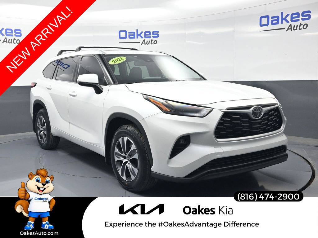 Used 2022 Toyota Highlander XLE