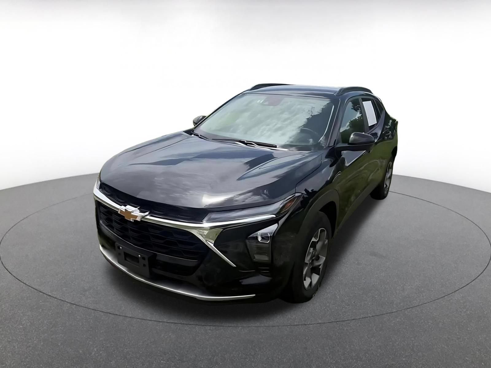 Used 2025 Chevrolet Trax LT w/ LT Convenience Package FWD image 6