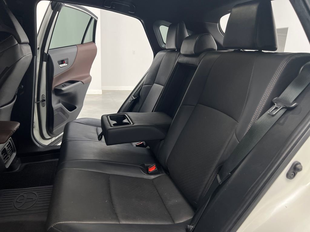 Used 2022 Toyota Venza Limited AWD/4WD image 13