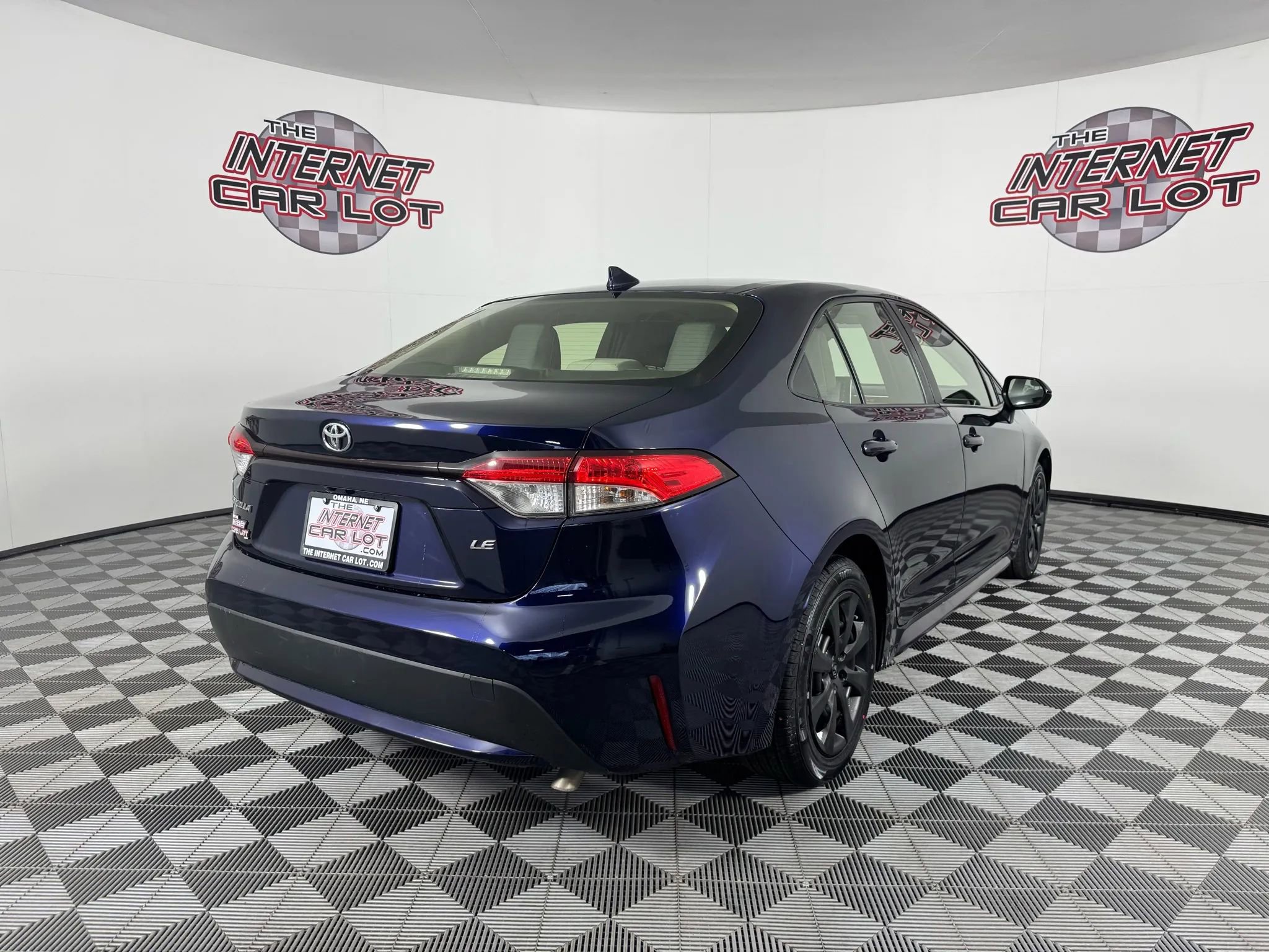 Used 2021 Toyota Corolla LE image 7