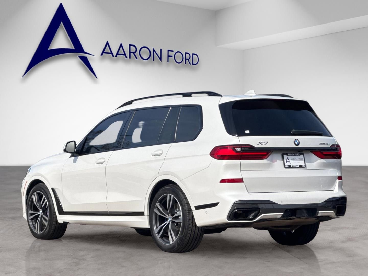 Used 2021 BMW X7 xDrive40i w/ M Sport Package image 3
