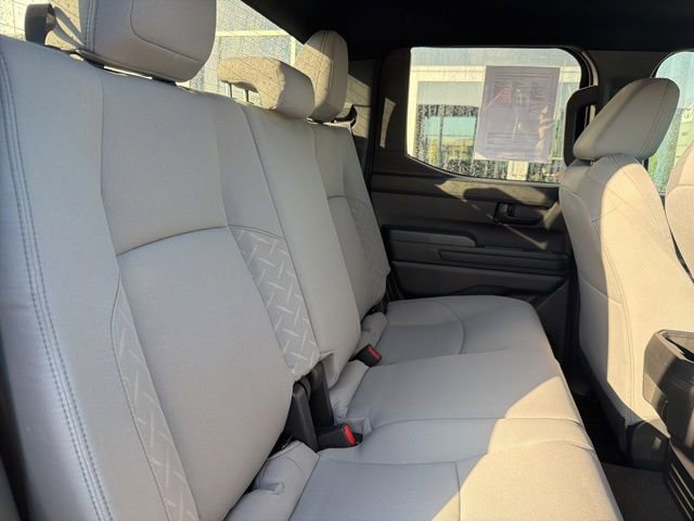 Used 2024 Toyota Tacoma SR5 AWD/4WD image 31