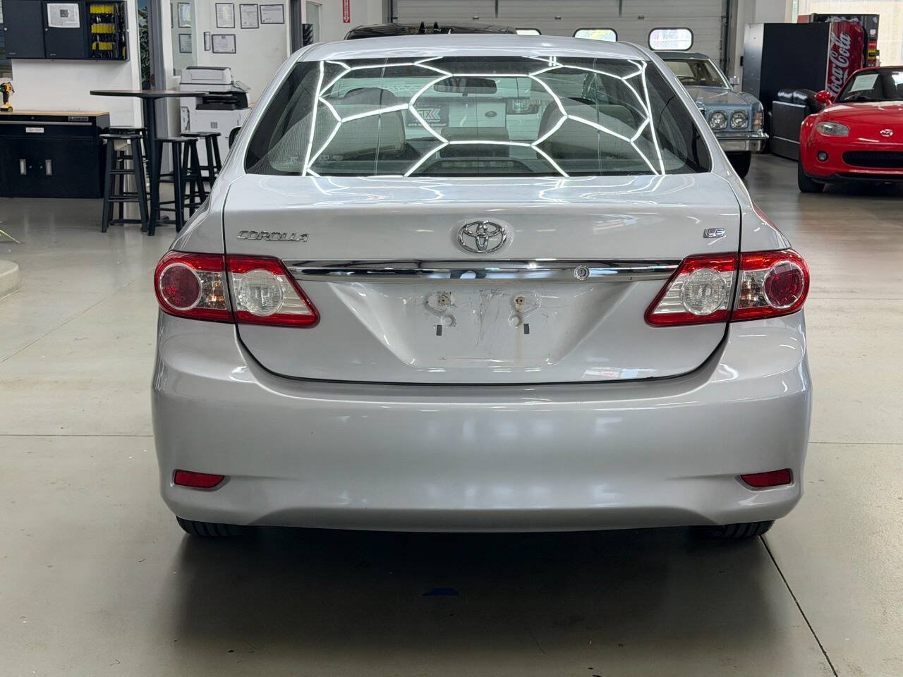 Used 2012 Toyota Corolla LE FWD image 3