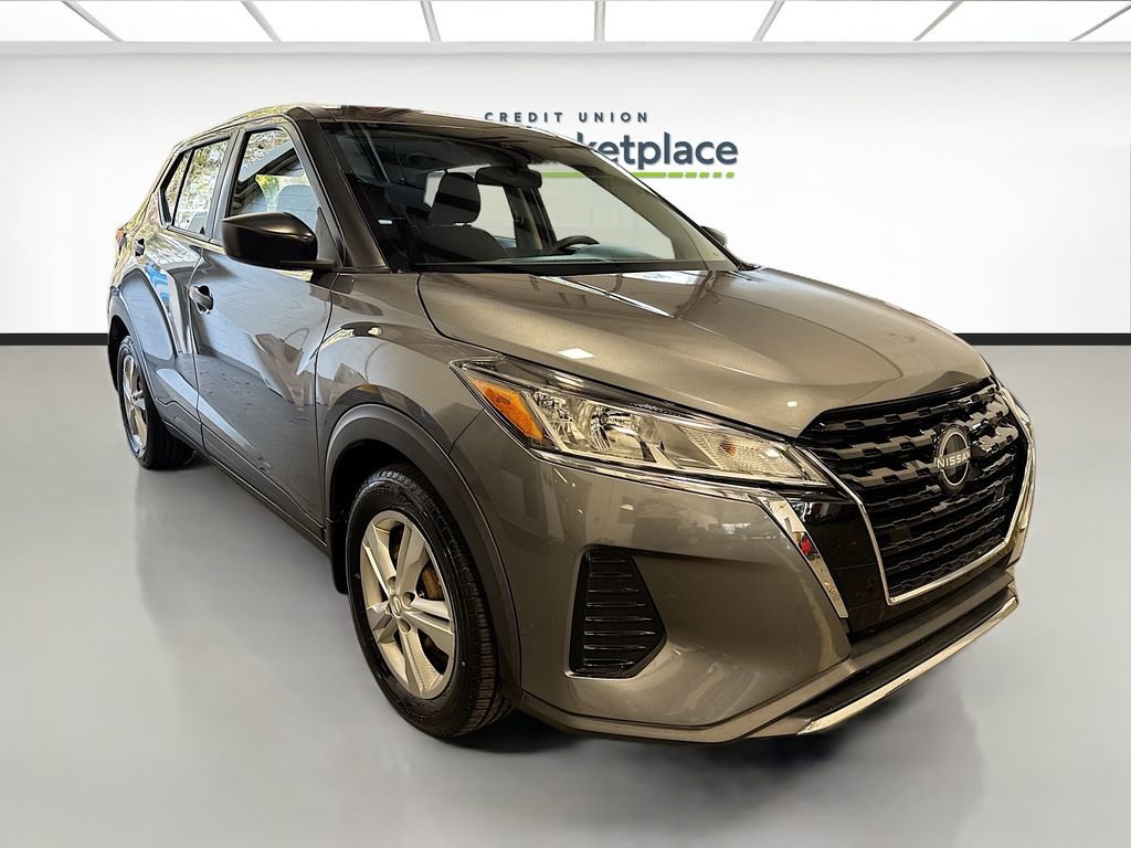 Used 2022 Nissan Kicks S