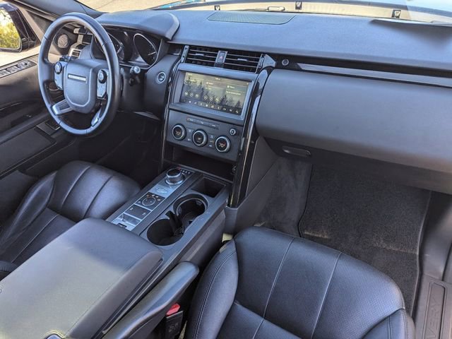 Used 2020 Land Rover Discovery SE image 12