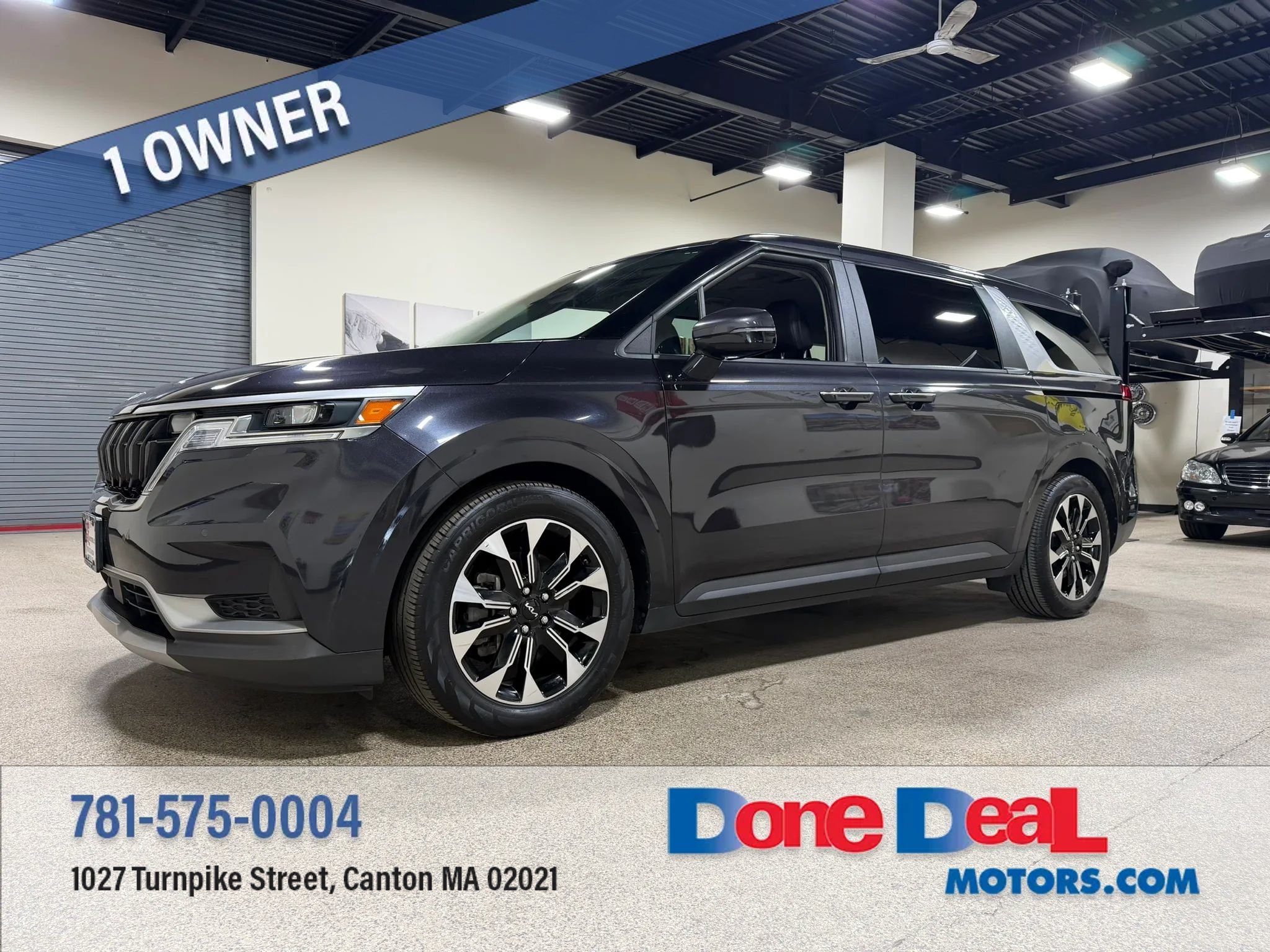 Used 2023 Kia Carnival EX