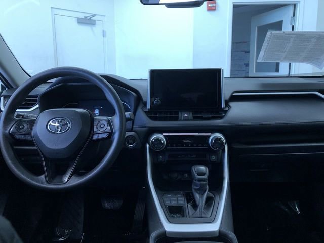 Certified 2025 Toyota RAV4 XLE w/ Convenience Package AWD/4WD image 17