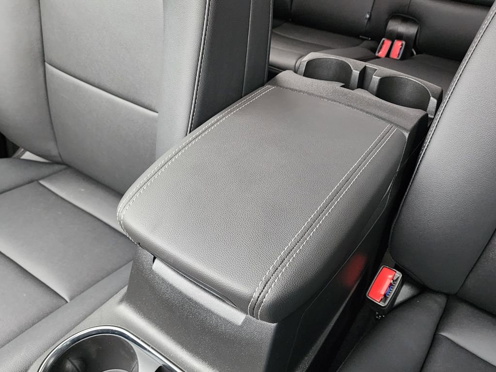 New 2026 GMC Canyon Elevation w/ Convenience Package image 33