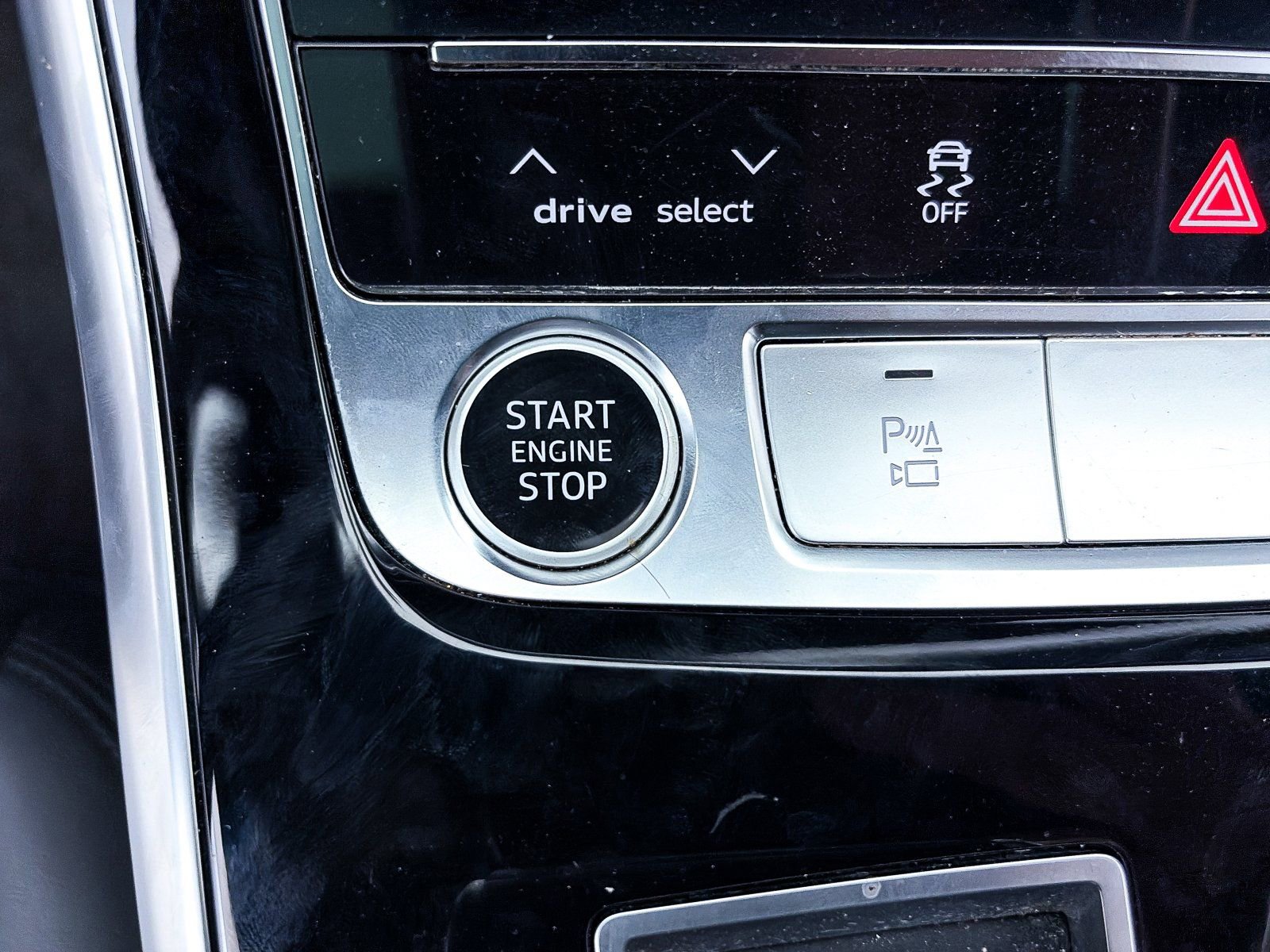 Used 2021 Audi Q7 3.0T Prestige w/ Prestige Package image 23