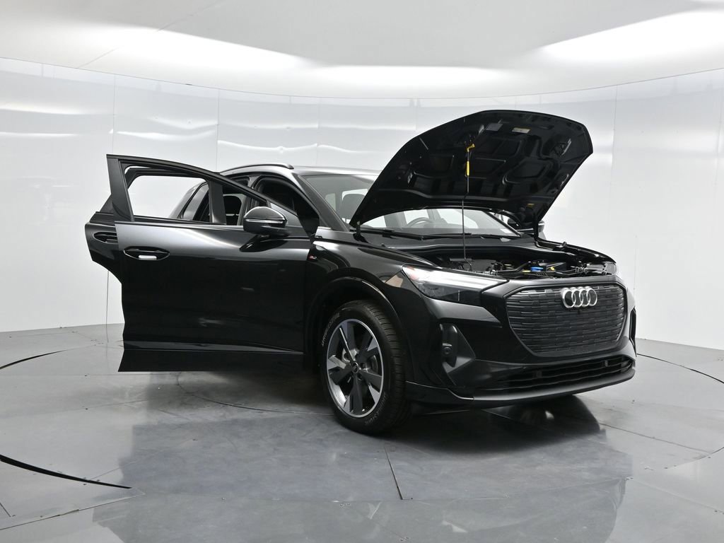 Used 2024 Audi Q4 e-tron Premium Plus w/ Premium Plus image 60