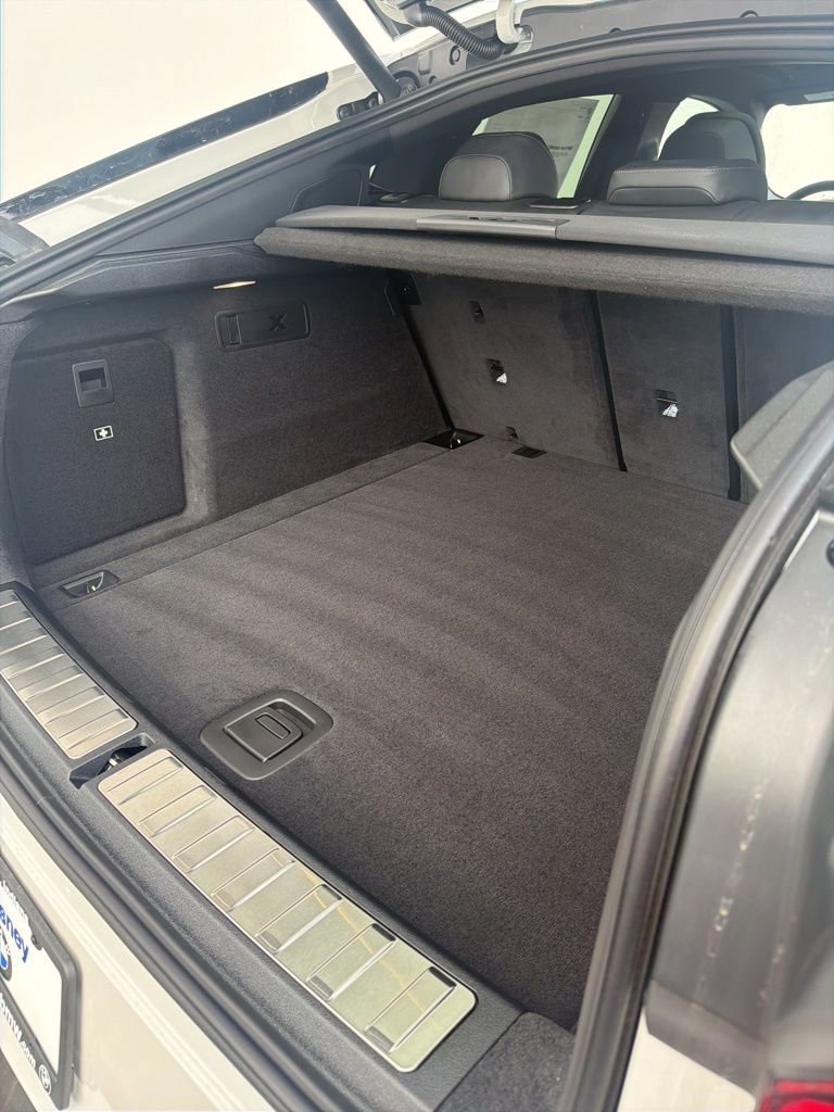 New 2026 BMW X6 M60i image 11