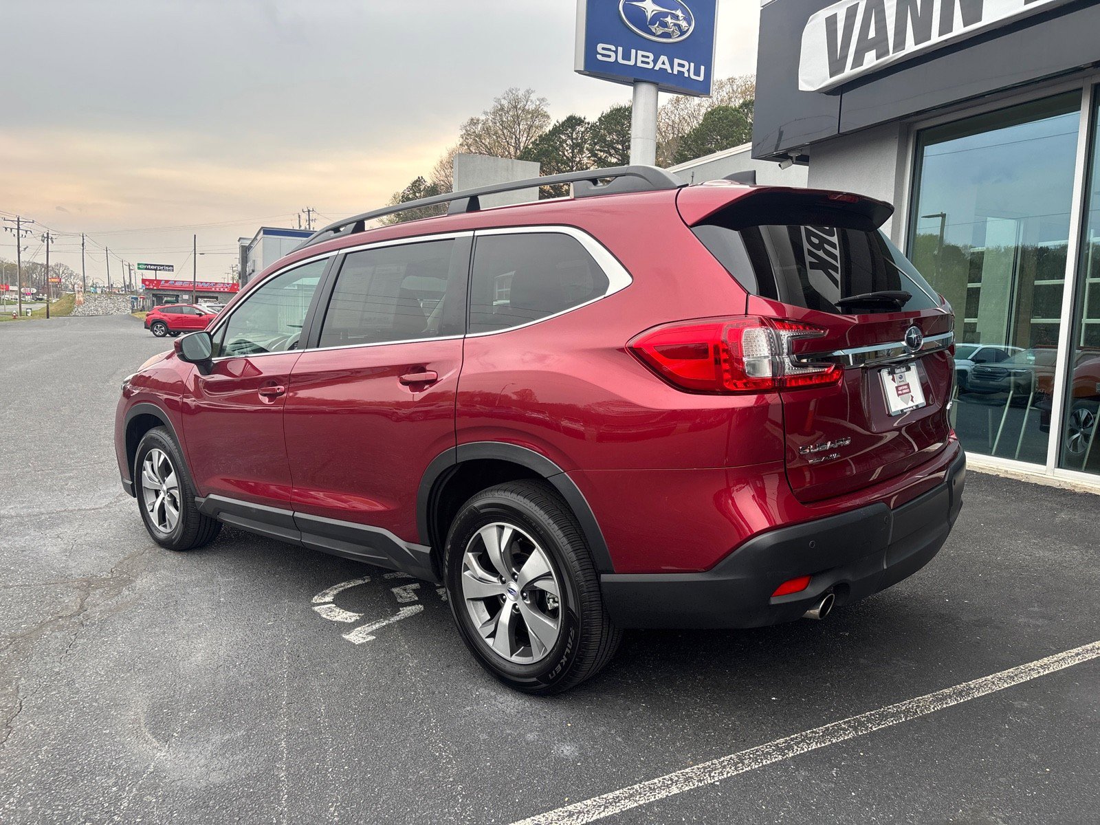 Certified 2025 Subaru Ascent Premium image 2