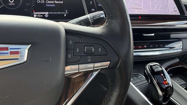 Used 2022 Cadillac Escalade Premium Luxury AWD/4WD image 73