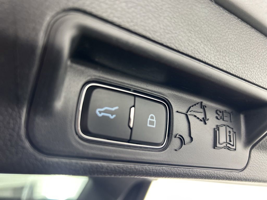 Used 2021 Ford Explorer Limited w/ Equipment Group 301A image 46