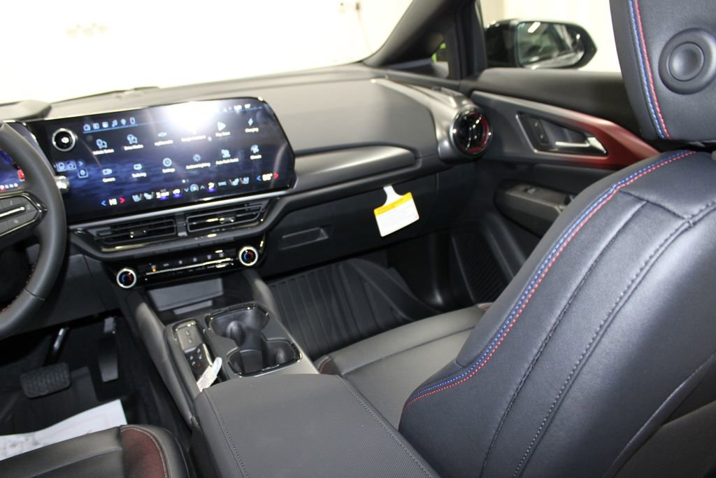 New 2026 Chevrolet Equinox EV RS w/ Active Safety Package 3 image 32