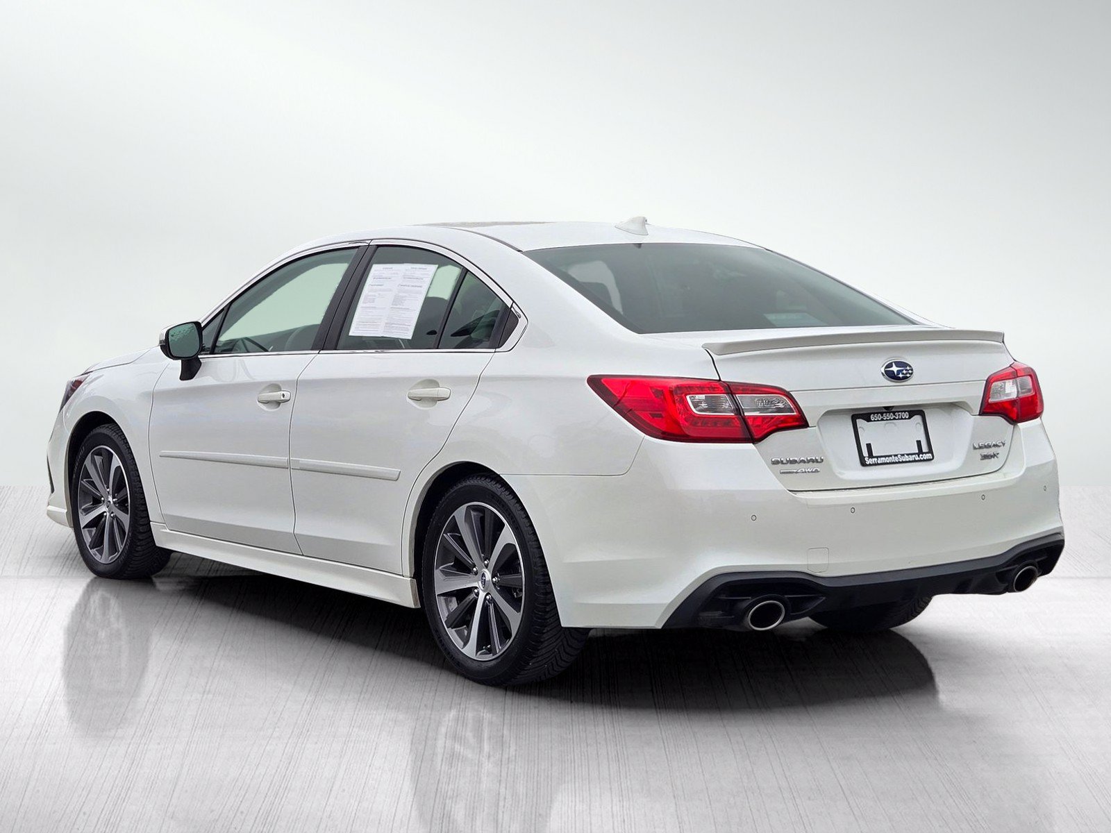 Used 2018 Subaru Legacy 3.6R Limited AWD/4WD image 6