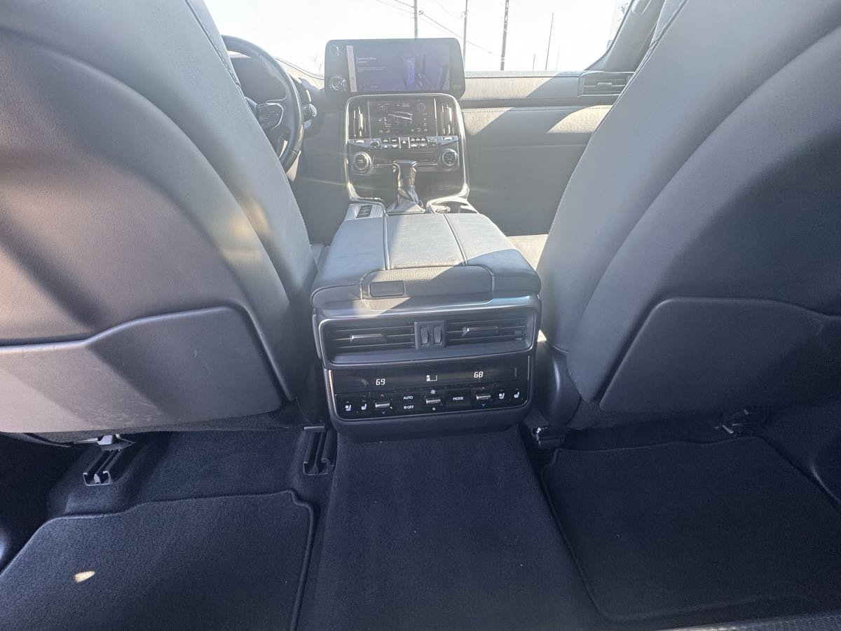 Used 2023 Lexus LX 600 F Sport image 26
