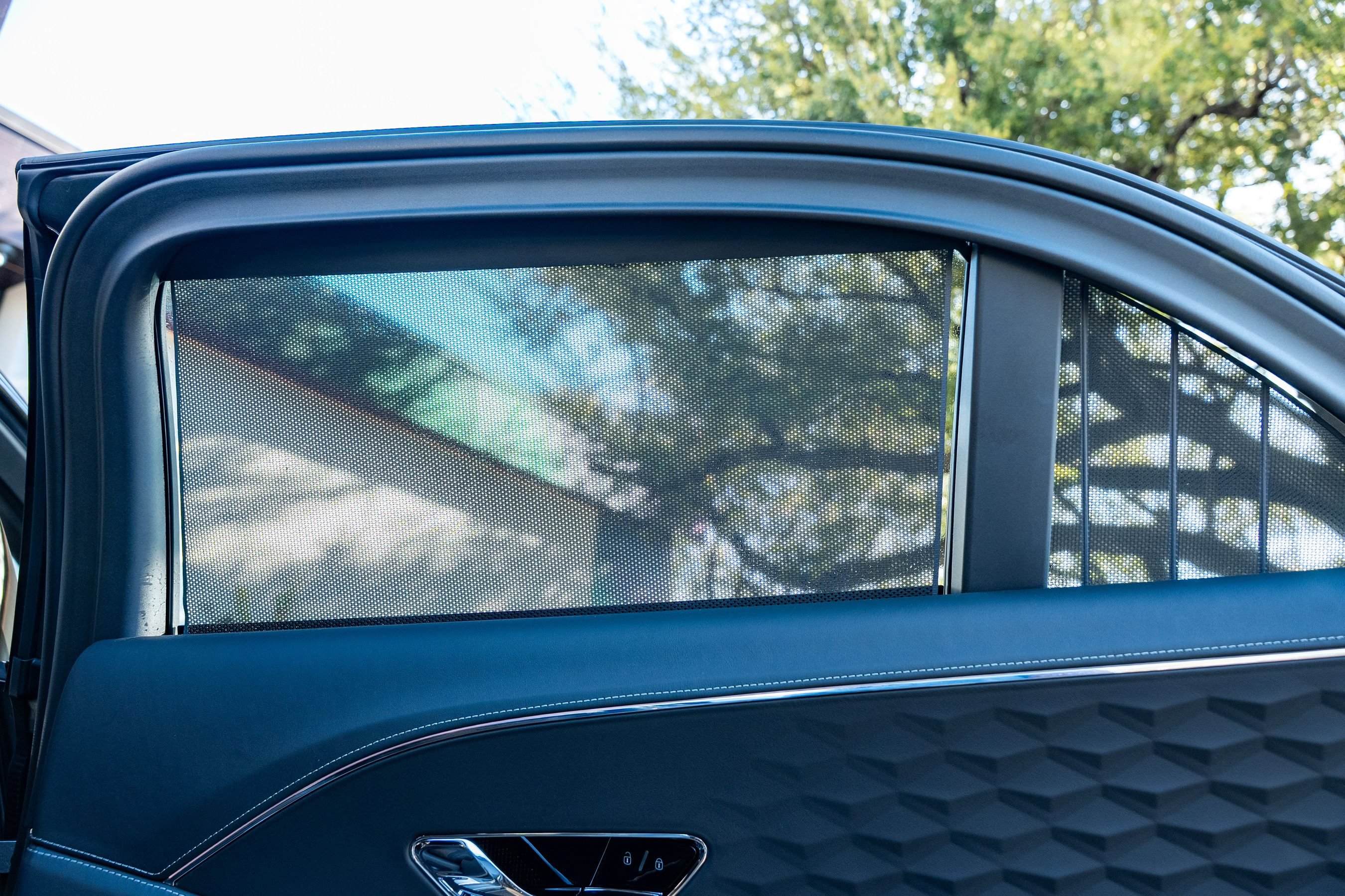 Certified 2025 Bentley Flying Spur Plug-In Hybrid AWD/4WD image 57
